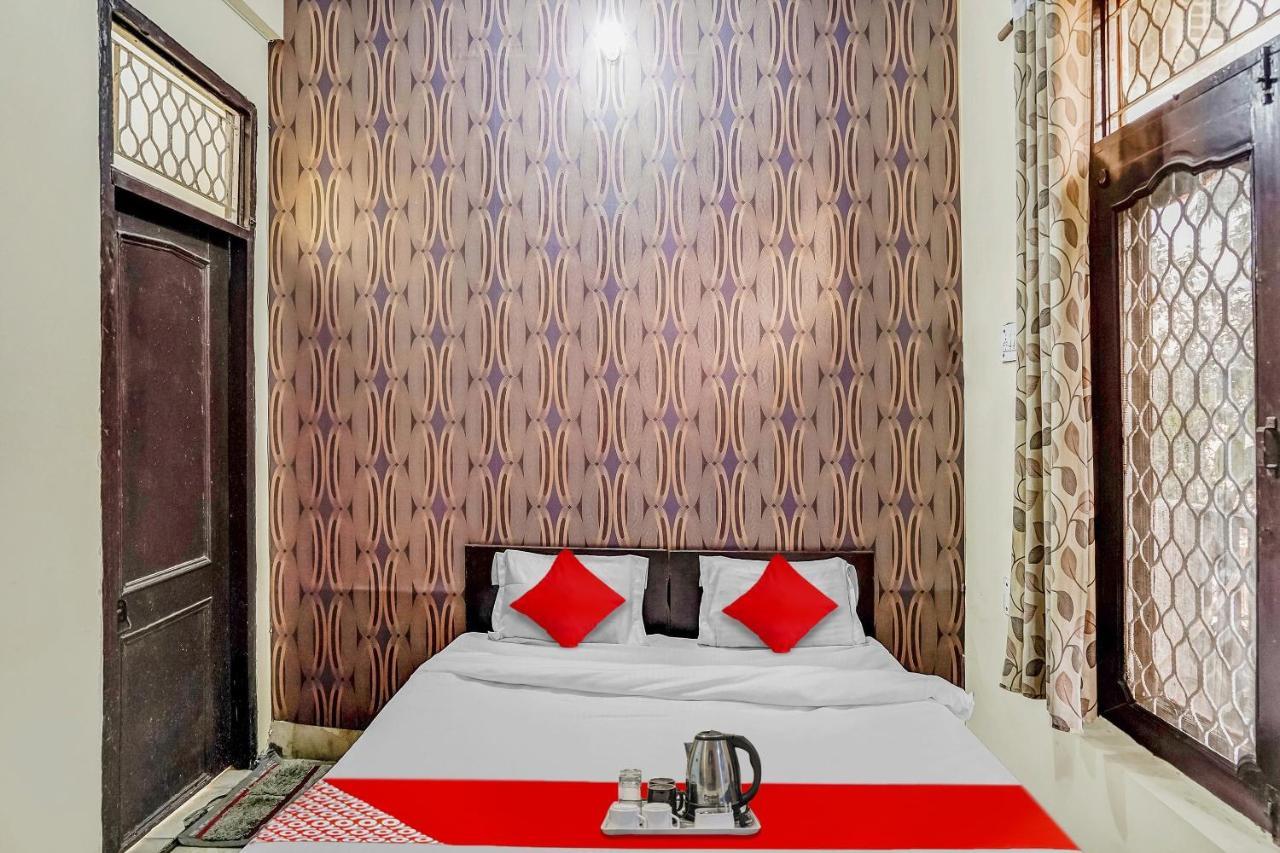 Hotel Oyo Flagship 70209 Alpha One Greater Noida Zewnętrze zdjęcie