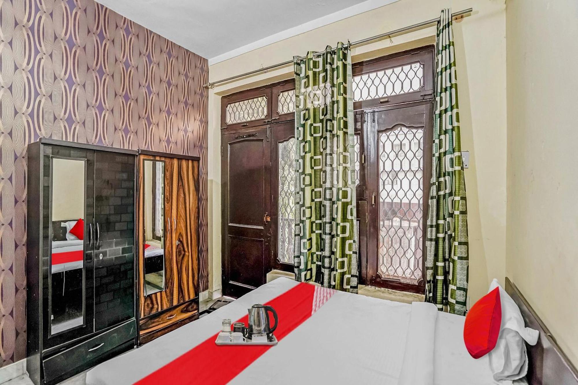 Hotel Oyo Flagship 70209 Alpha One Greater Noida Zewnętrze zdjęcie