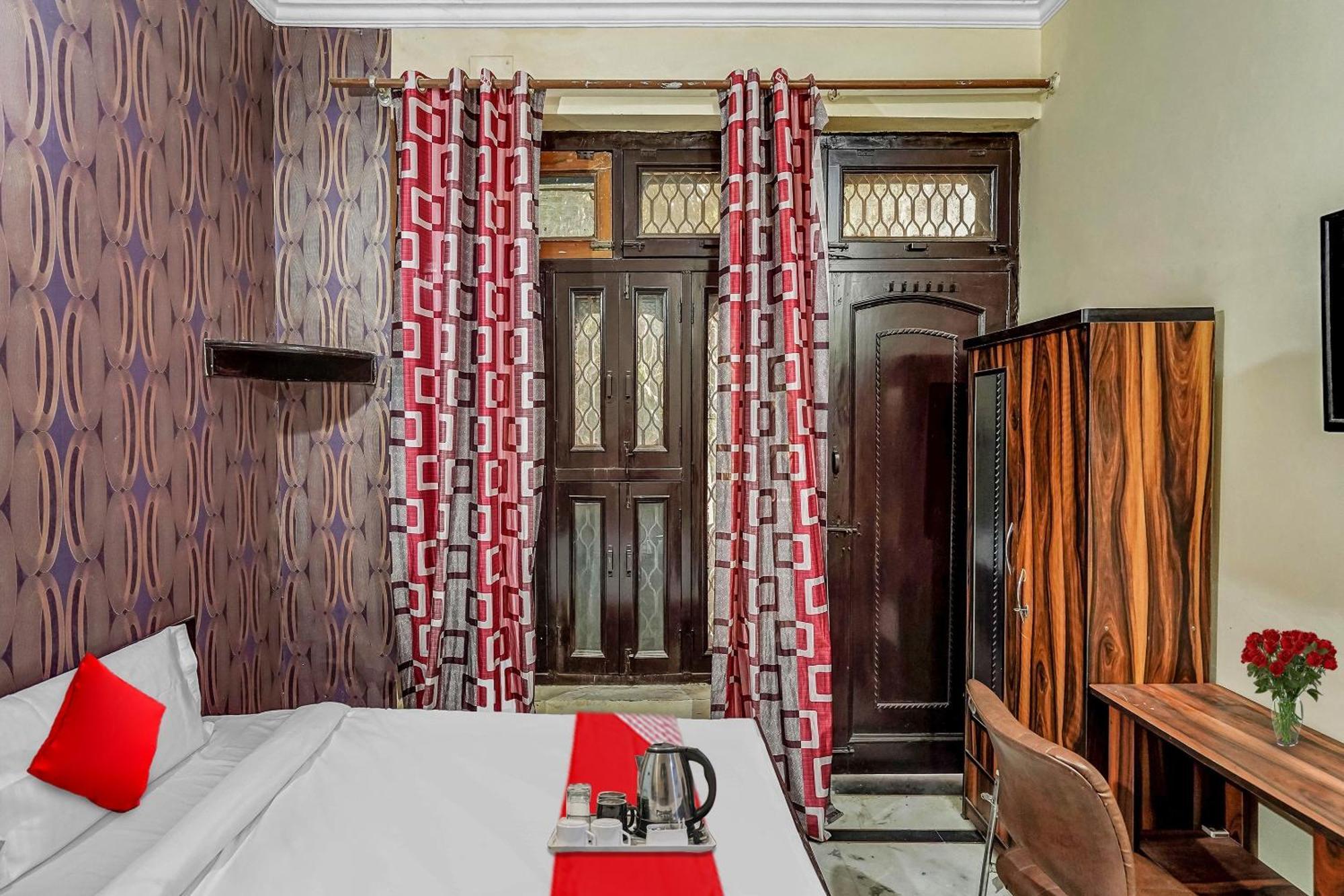 Hotel Oyo Flagship 70209 Alpha One Greater Noida Zewnętrze zdjęcie