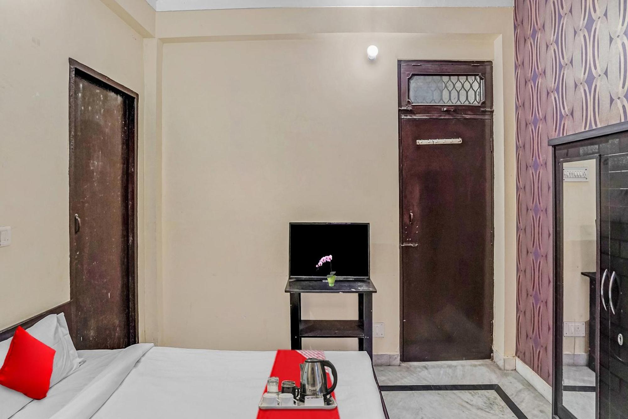 Hotel Oyo Flagship 70209 Alpha One Greater Noida Zewnętrze zdjęcie